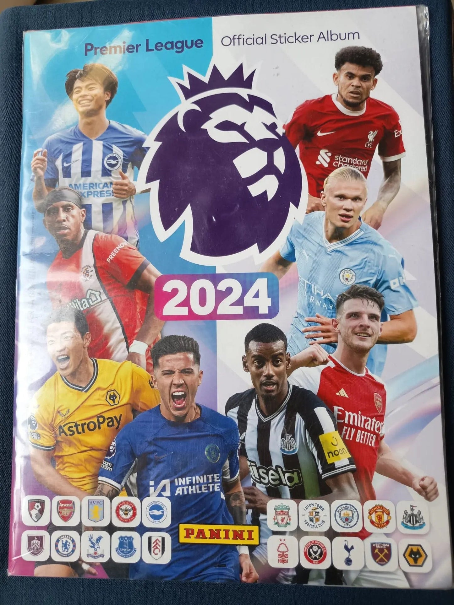 Album Panini Premier League 2024 Vuoto + Set Completo Figurine.