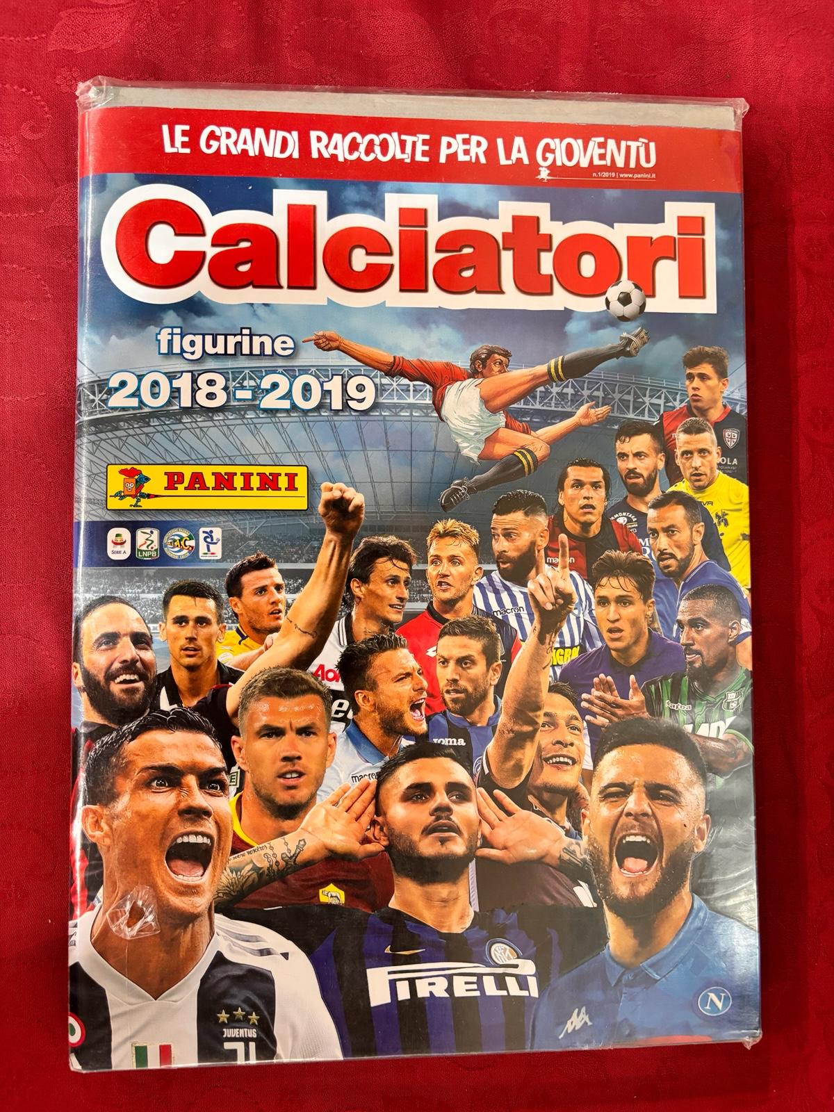 Album Panini Calciatori 2018/2019 Vuoto + Set Figurine Staccate.